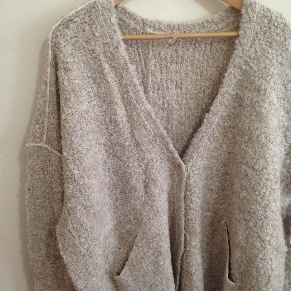Free People Oversized Boucle Cardigan - Picture 3 of 8